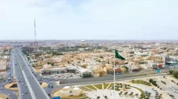 طقس الجمعة غير مستقر.. الأرصاد تحذر من أمطار رعدية ورياح قوية